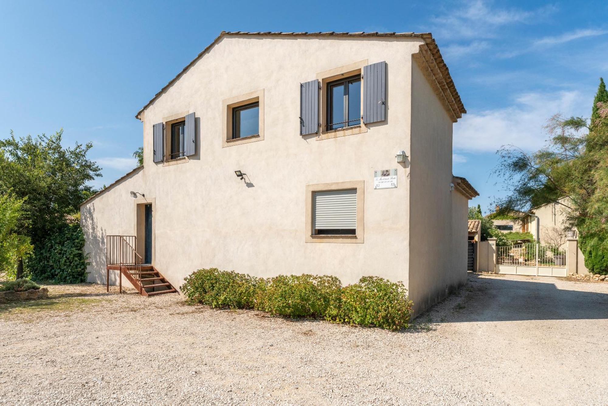 L'Ensemble Du Gite De Tante Berthe Camaret-sur-Aigues Exterior foto
