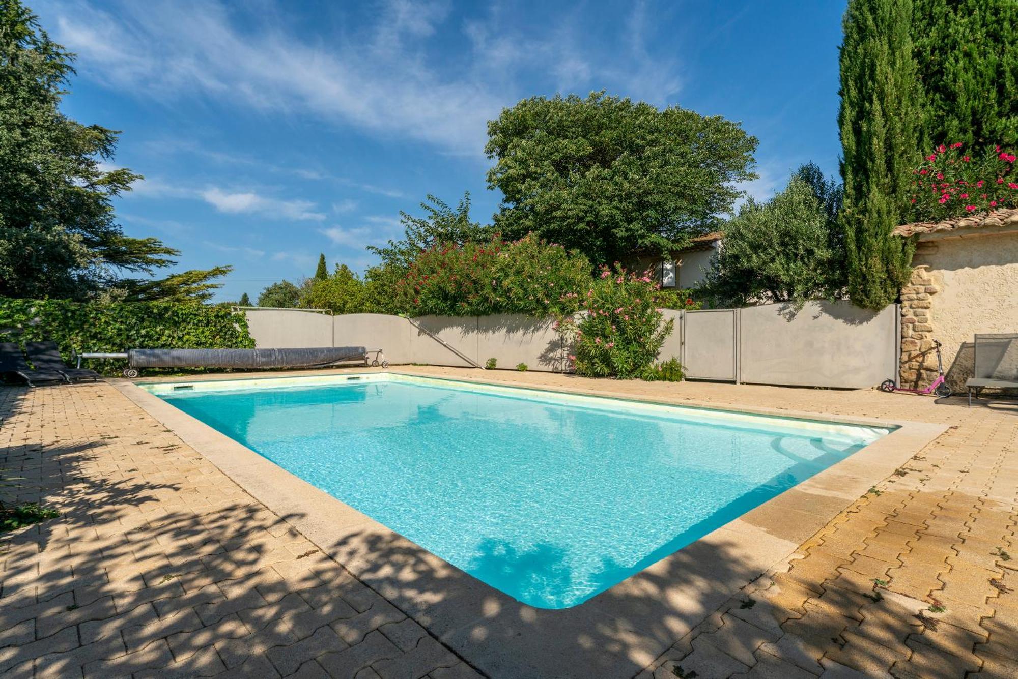 L'Ensemble Du Gite De Tante Berthe Camaret-sur-Aigues Exterior foto